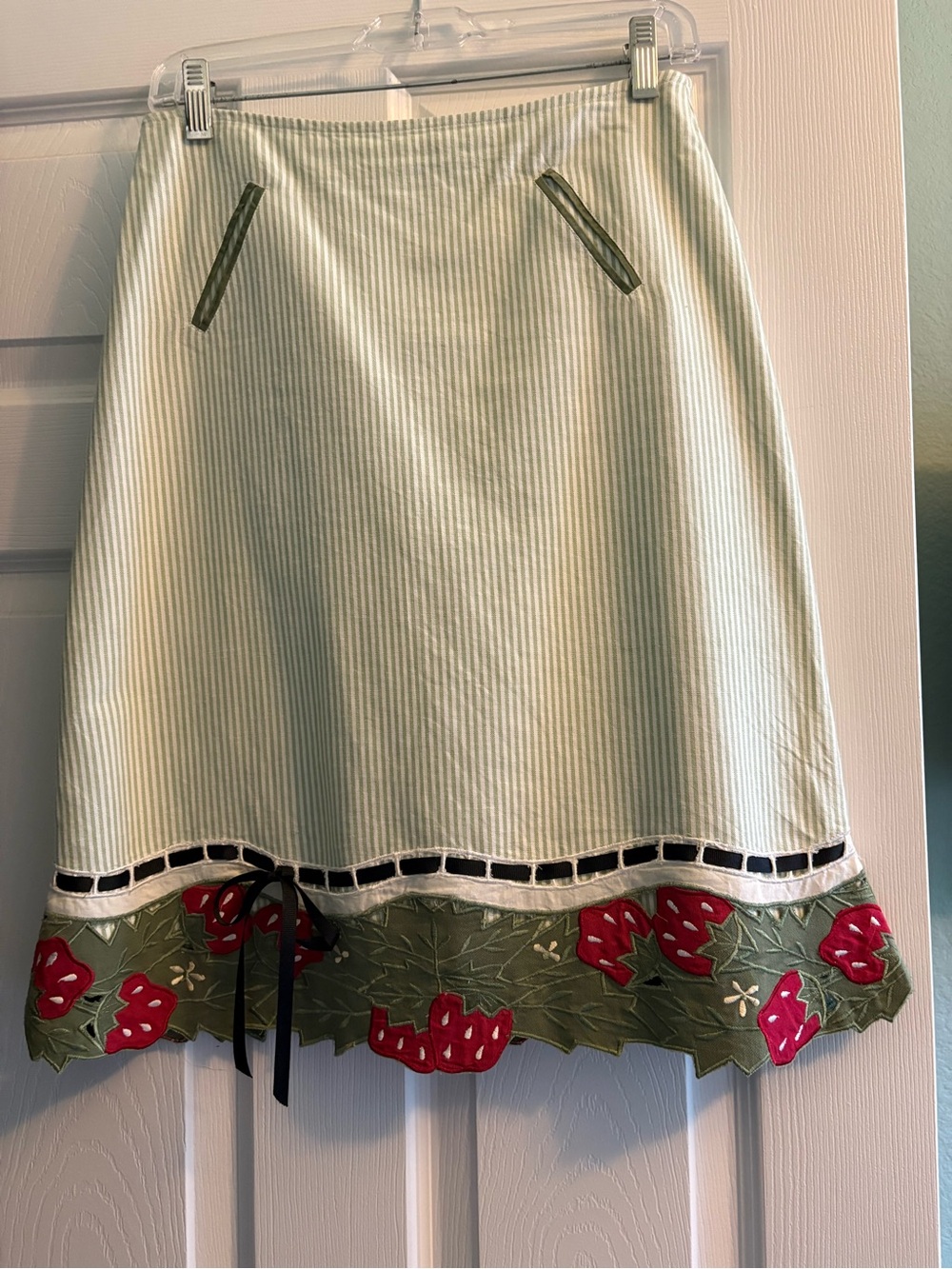 Anthropologie Berry Lace skirt